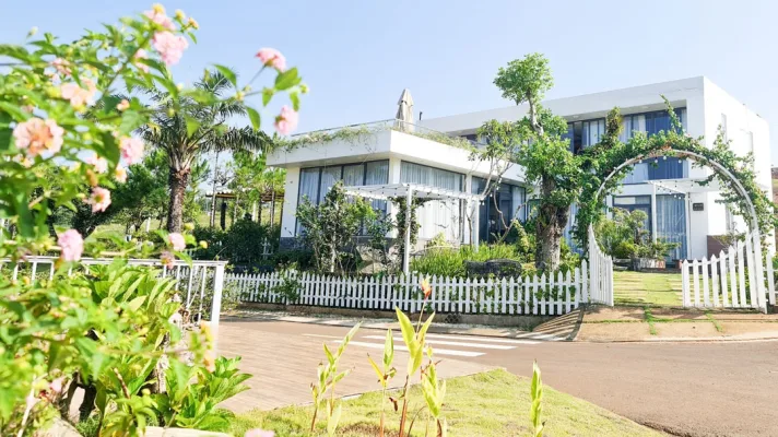 Nhiều Chủ đầu tư lớn đã đầu tư các khu nghỉ dưỡng xanh, đón đầu bước phát triển của TP Bảo Lộc.