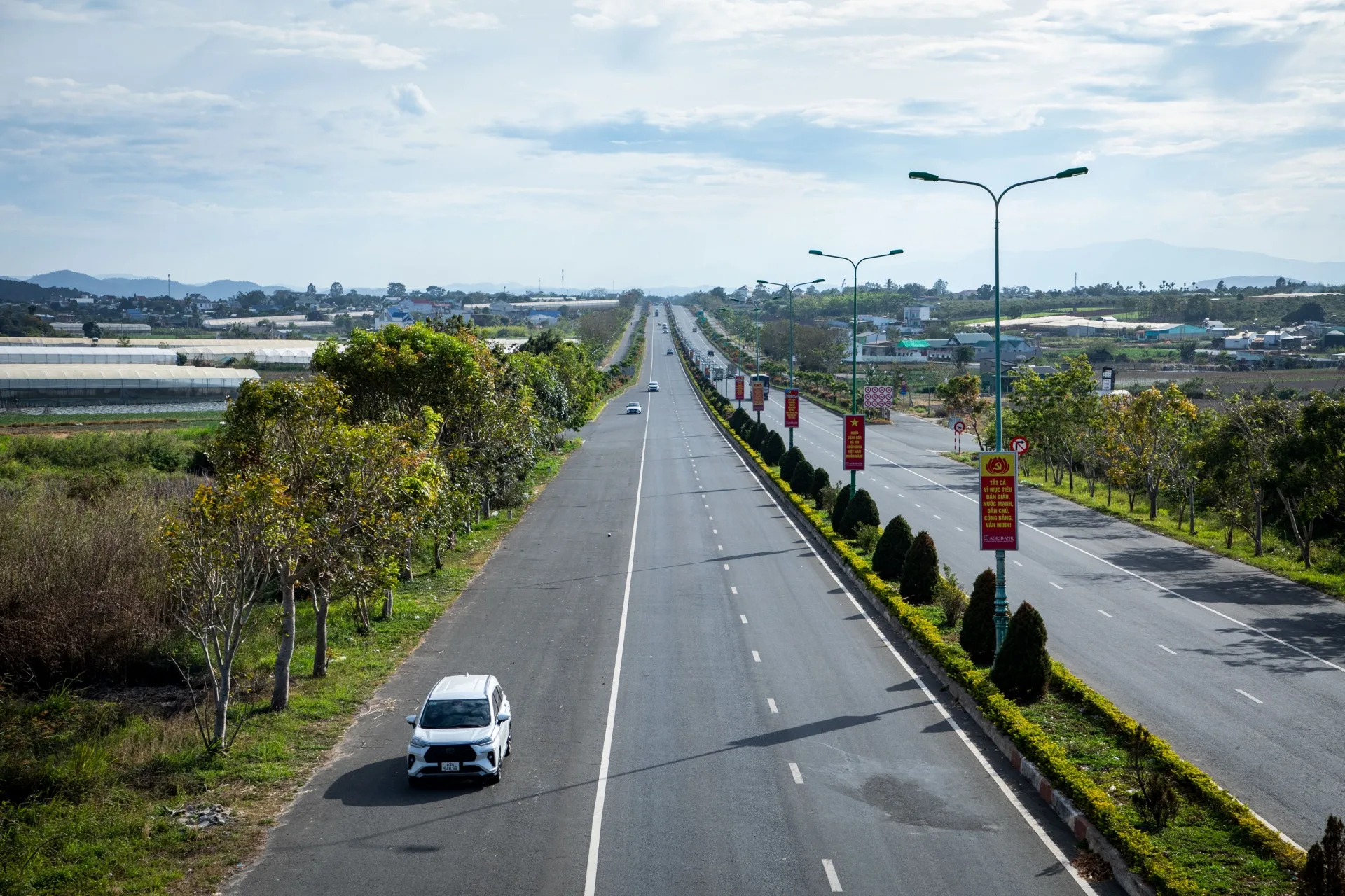 Cao toc Bao Loc Lien Khuong gop phan thuc day su phat trien toan dien tinh Lam Dong 1 jpg